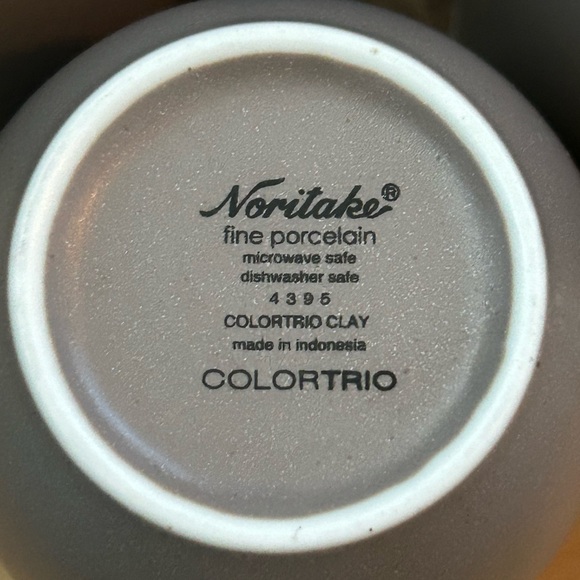 Noritake Fine Porcelain ColorTrio Coupe Coffee Cups- Set of 4 - color Clay #4395 - Picture 2 of 11